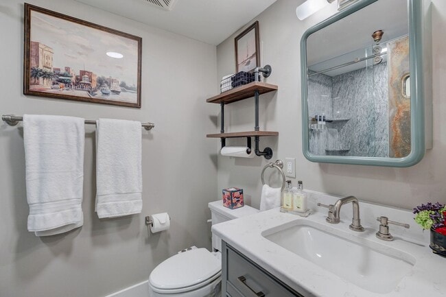 Building Photo - Luxury Furnished River View Condo in the Heart of Downtown Wilmington