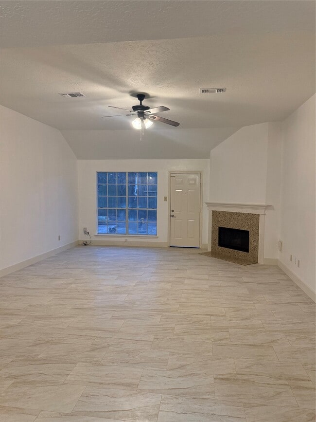 Building Photo - 14322 Golden Cypress Ln