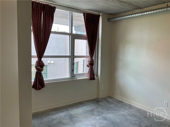 Building Photo - 545 Berrien St