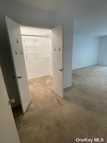 Building Photo - 613 Elton Ct W