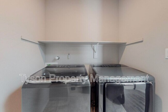 Building Photo - 4701 Cayetana Pl NW