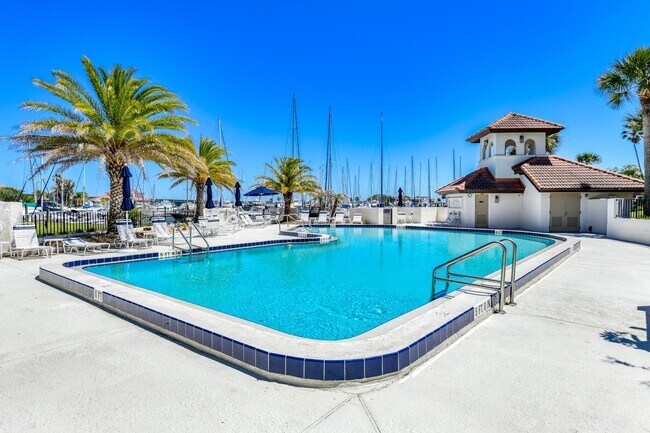 Building Photo - 3222 Harbor Dr