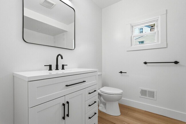 Building Photo - Brand New Renovation - Sharpsburg