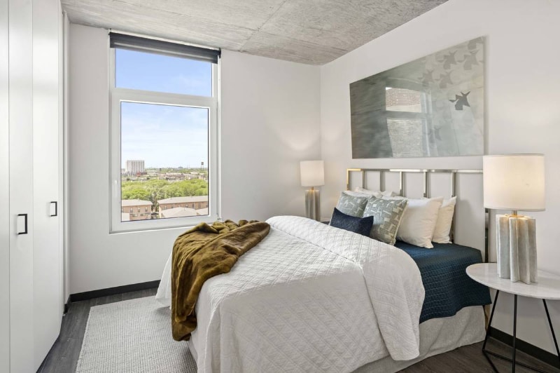 Building Photo - 180 N Ashland Ave