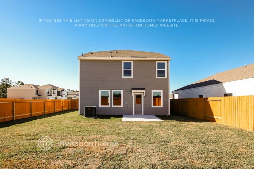 Building Photo - 8215 Burnt Orchid Dr