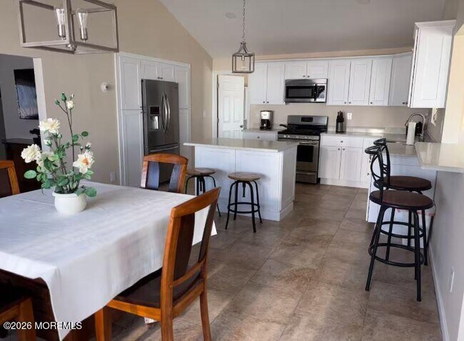 Building Photo - 3416 Maritime Dr