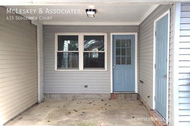 Building Photo - Washington Square Townhouses
