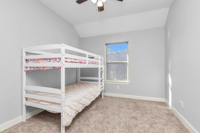 Building Photo - 30515 Mystic Canyon Dr