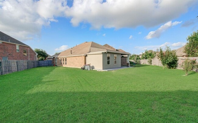 Building Photo - 4639 Regal Shadow Ln