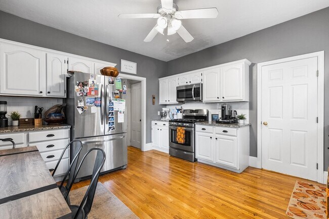 Primary Photo - 126 Msgr Patrick J Lydon Way