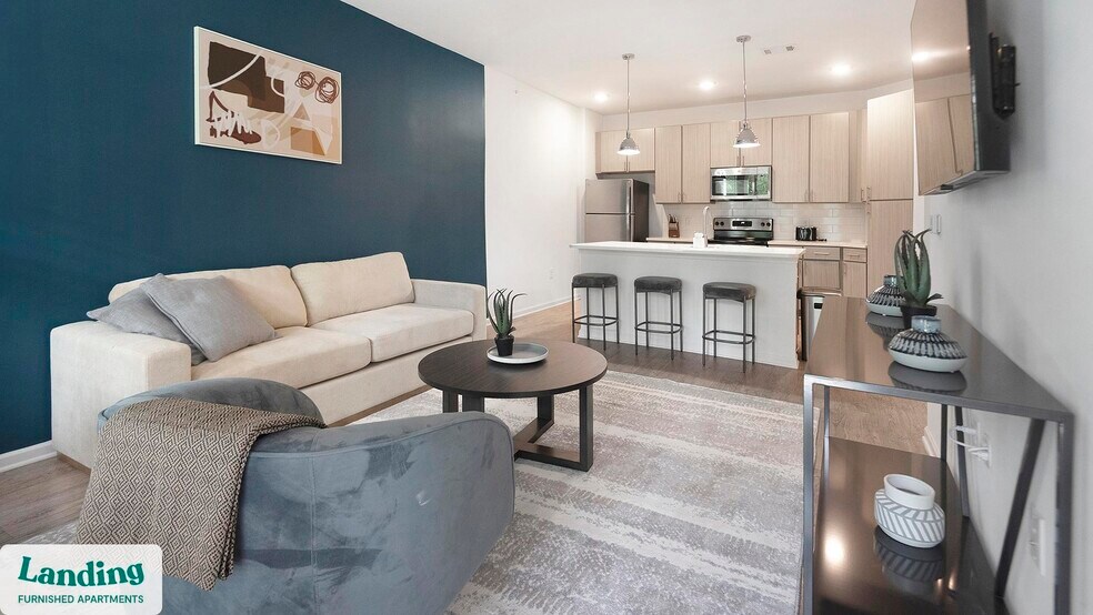 Primary Photo - 599 Tapestry Lp