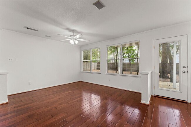 Building Photo - 43 W Gaslight Pl