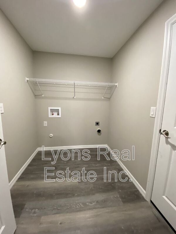 Building Photo - 126 Smallwood Rd
