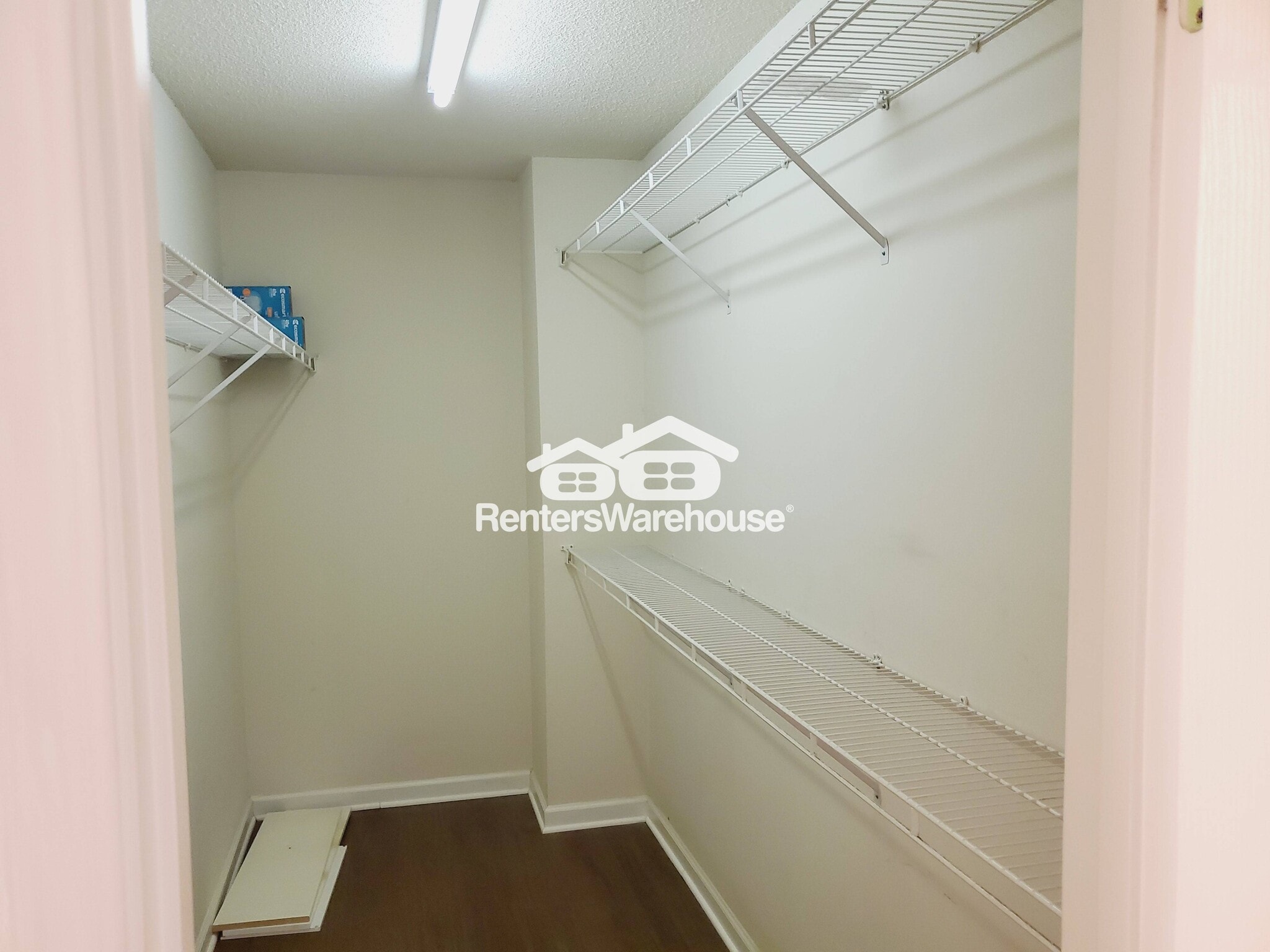 Building Photo - 2706 Cottesford Dr SE