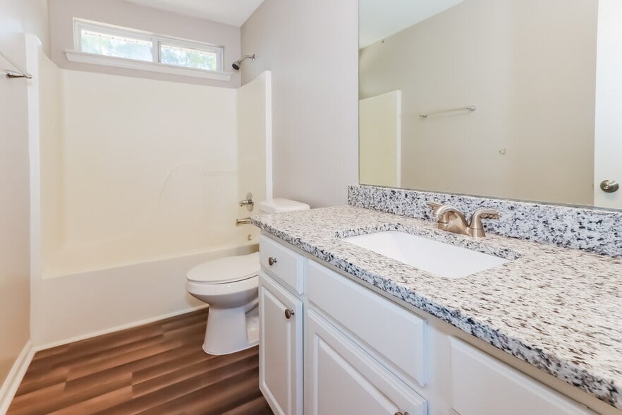 Building Photo - 641 Stadler Pointe