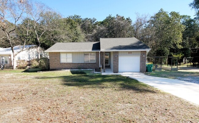 Primary Photo - Central Niceville Location