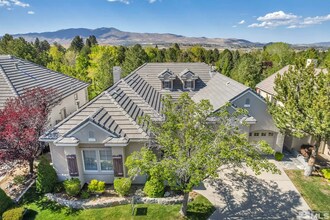 Building Photo - *SHORT TERM LEASE* 5 Bed 2 Bath, Dream Ret...