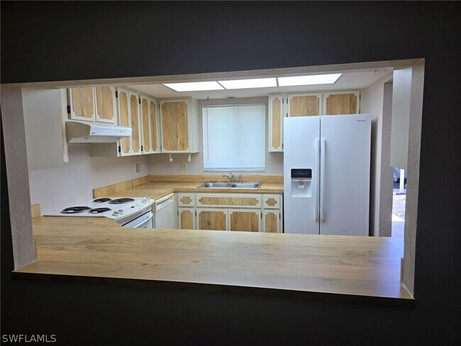 Building Photo - 1837 Beach Pkwy