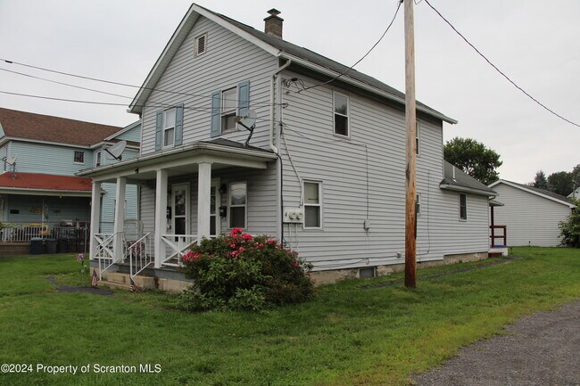 Building Photo - 204-206 Jackson St