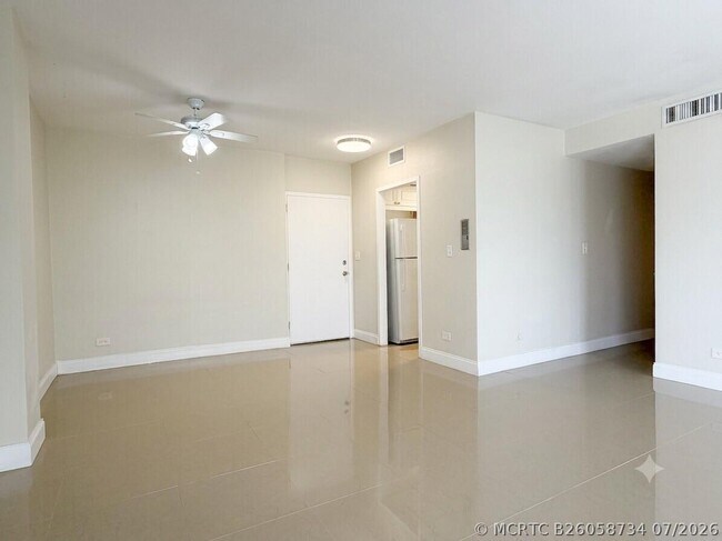 Building Photo - 2800 N Flagler Dr