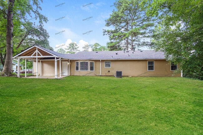 Building Photo - 621 Blue Flag Ln
