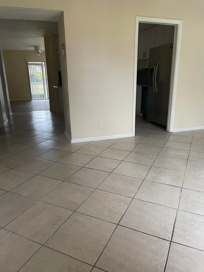 Building Photo - 9060 NW 45th Ct