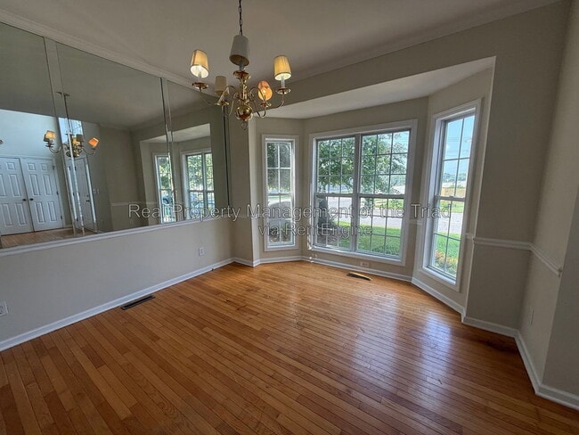 Building Photo - 5101 Ivystone Ln