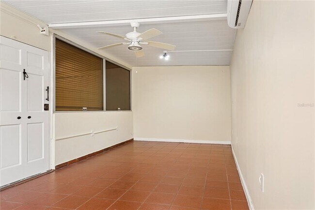 Building Photo - 4701 N Habana Ave