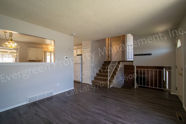 Building Photo - Charming 3 Bedroom House in a Great Location!