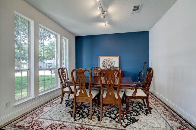 Building Photo - 8403 Silver Lure Dr