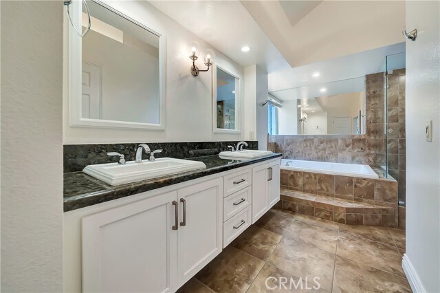 Building Photo - 24743 Cll Altamira