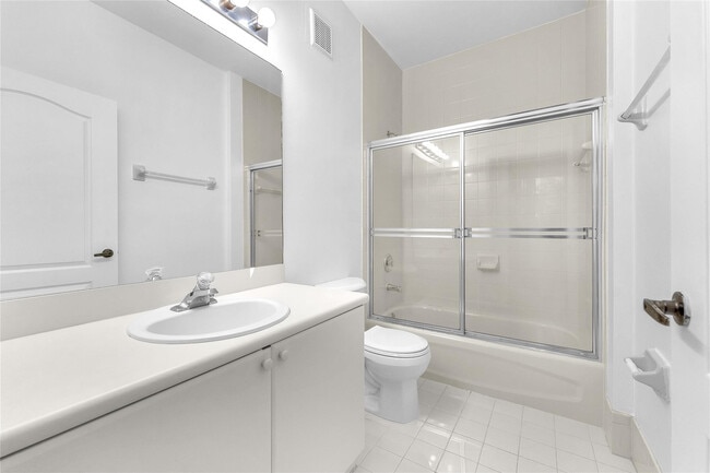 Building Photo - 7200 NW 177th St