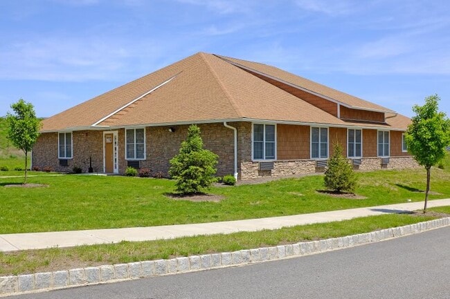 Building Photo - 24 Boulder Hills Boulevard