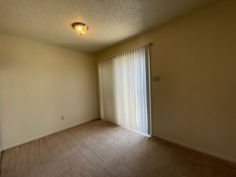 Building Photo - 3705 Charolais Dr