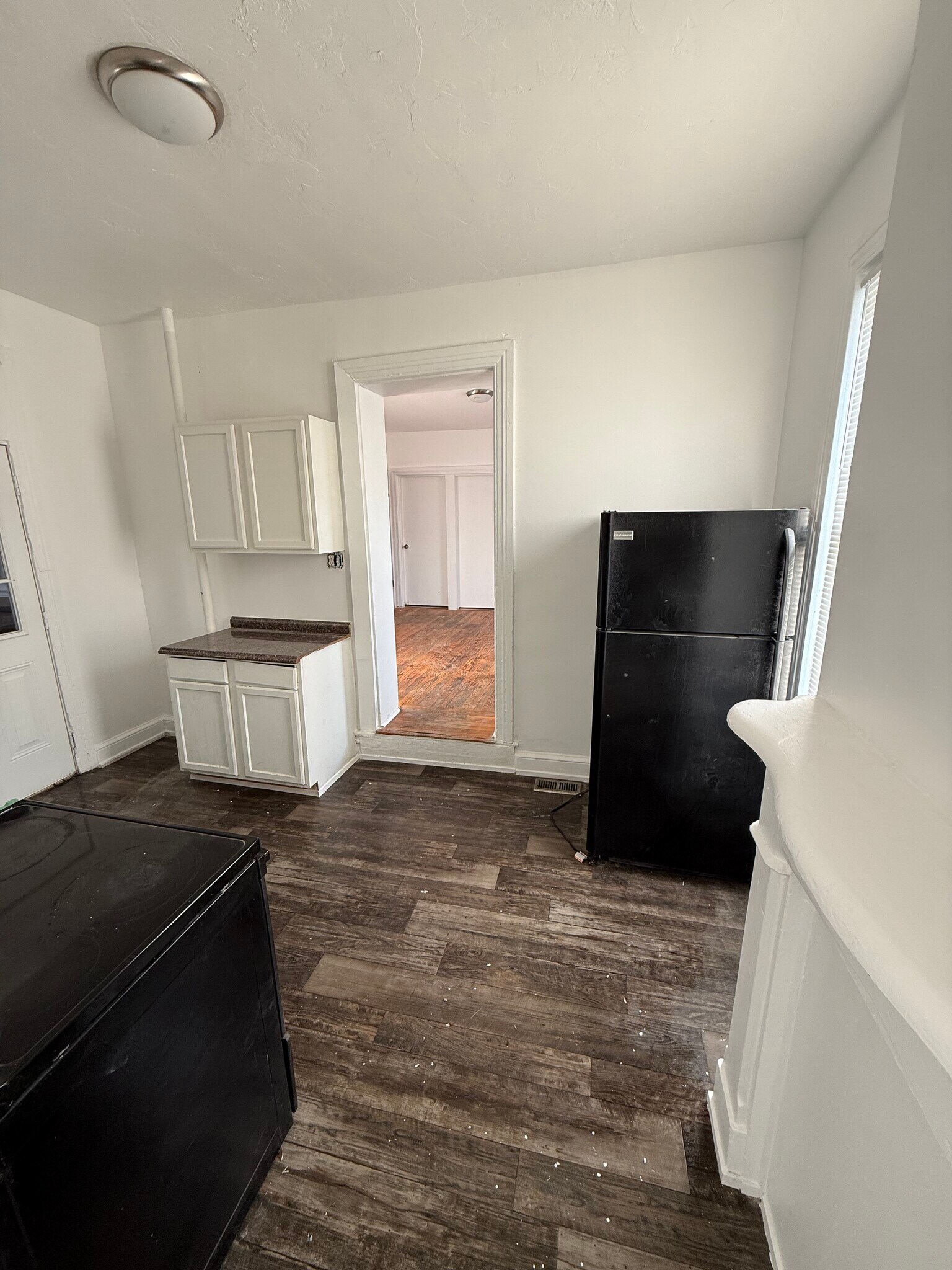 Building Photo - 56 S Pershing Ave