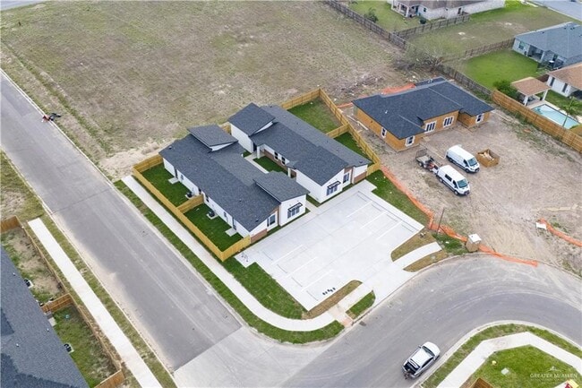 Building Photo - 30 Hidalgo Cir