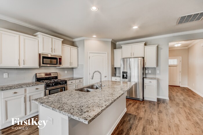 Building Photo - 13016 Olmsted Cir