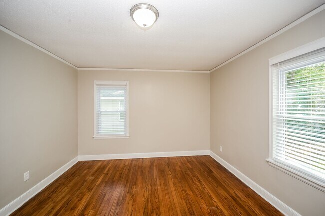 Building Photo - Beautiful House for Rent in Berclair-Highl...