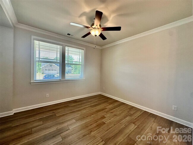 Building Photo - 9650 Liberty Hill Dr