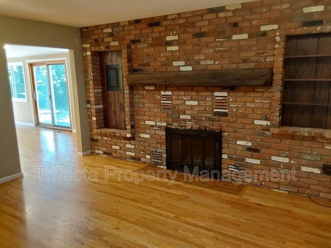 Building Photo - 1309 City Park Ave