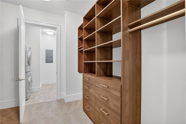 Building Photo - 1065 Peachtree St NE