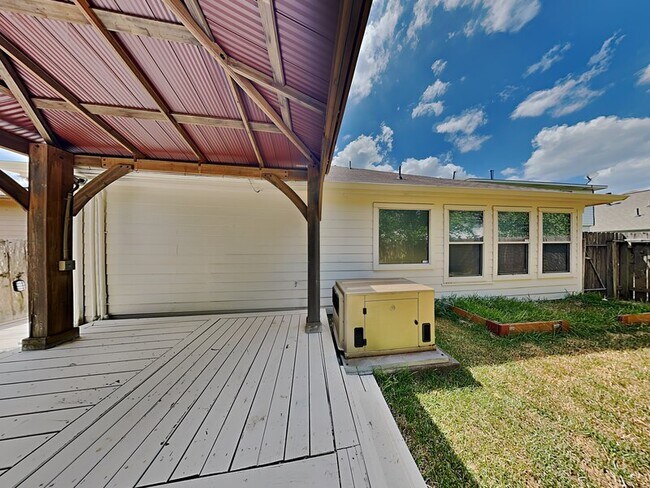 Building Photo - 22506 Spence Park Ct