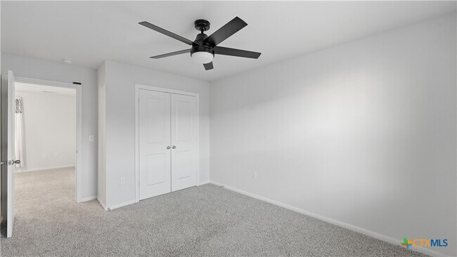 Building Photo - 324 Kenai Dr