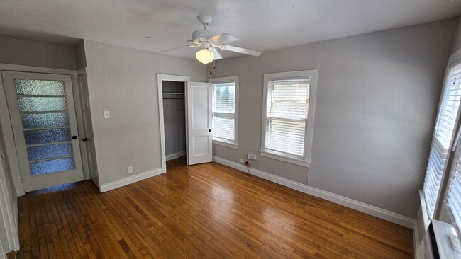 Building Photo - 218 Claremont Ave