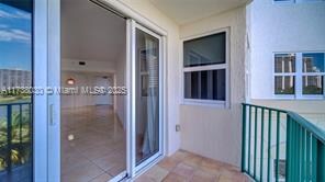 Building Photo - 20000 E Country Club Dr