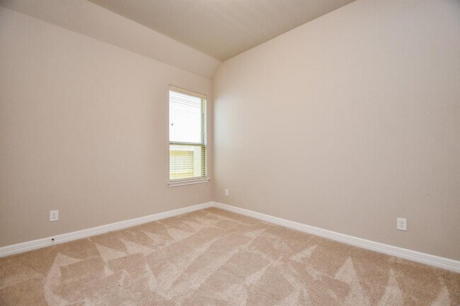 Building Photo - 6030 Marsh Lk Ct