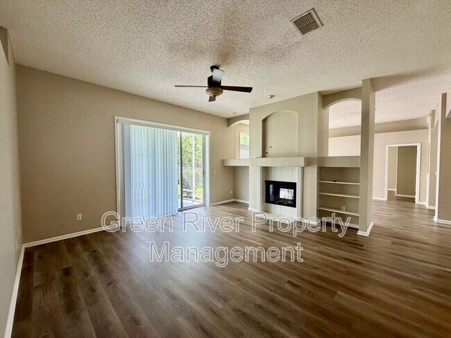 Building Photo - 1523 Quail Wood Ct