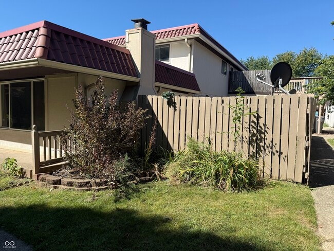 Building Photo - 8365 Paso Del Norte Ct