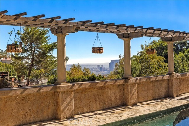 Building Photo - 1316 Beverly Grove Pl