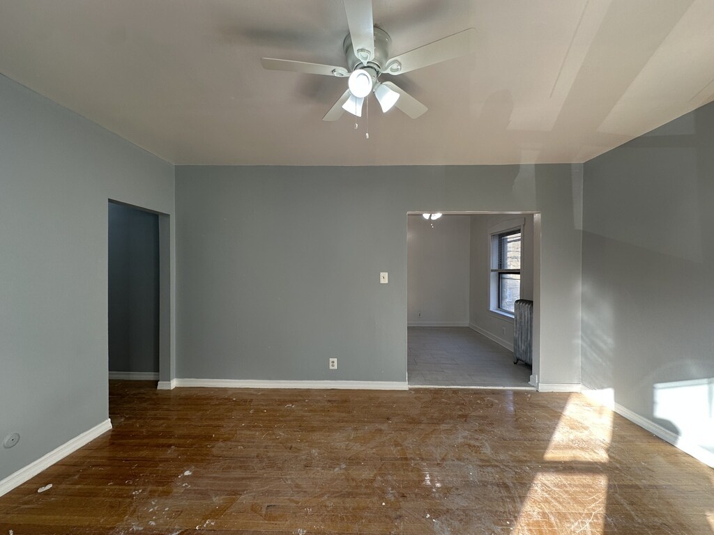 Building Photo - 1319.5 W Estes Ave